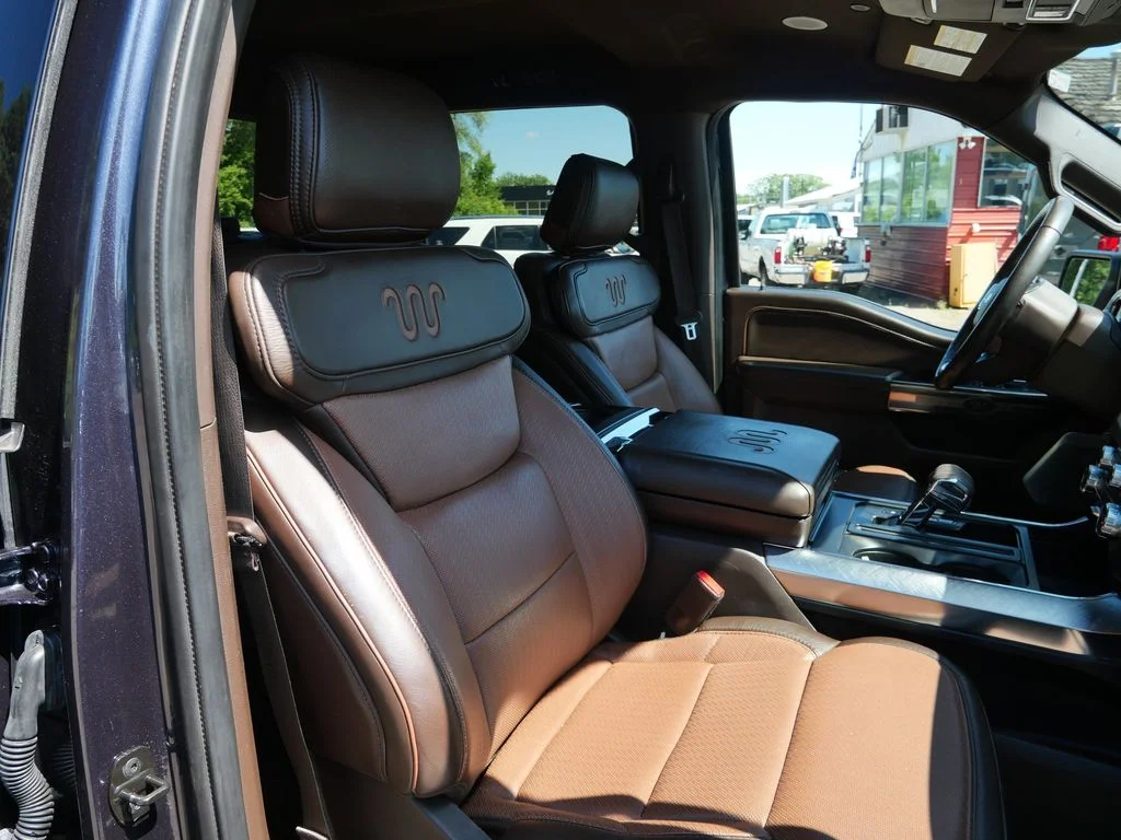 Certified Used 2021 Gray Ford King Ranch image 12