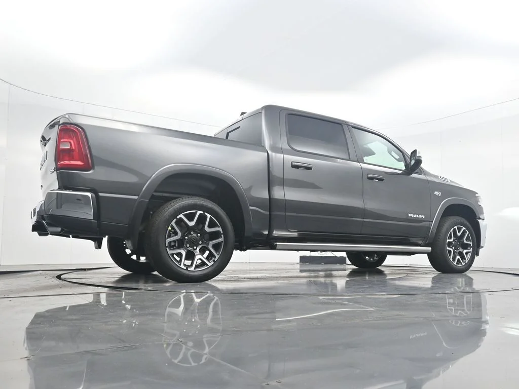 New 2026 Granite Crystal Metallic Clear-Coat Exterior Paint RAM Laramie image 37
