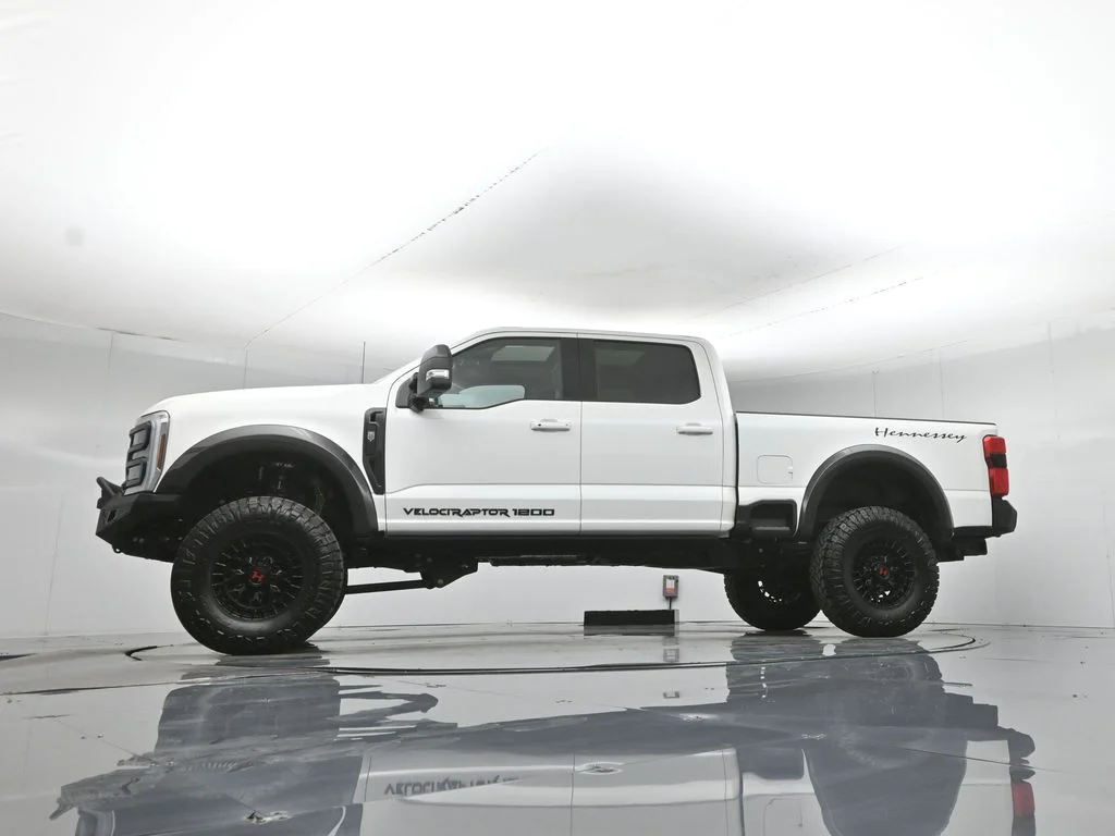 New 2026 Star White Metallic Tri-Coat Ford Lariat image 55