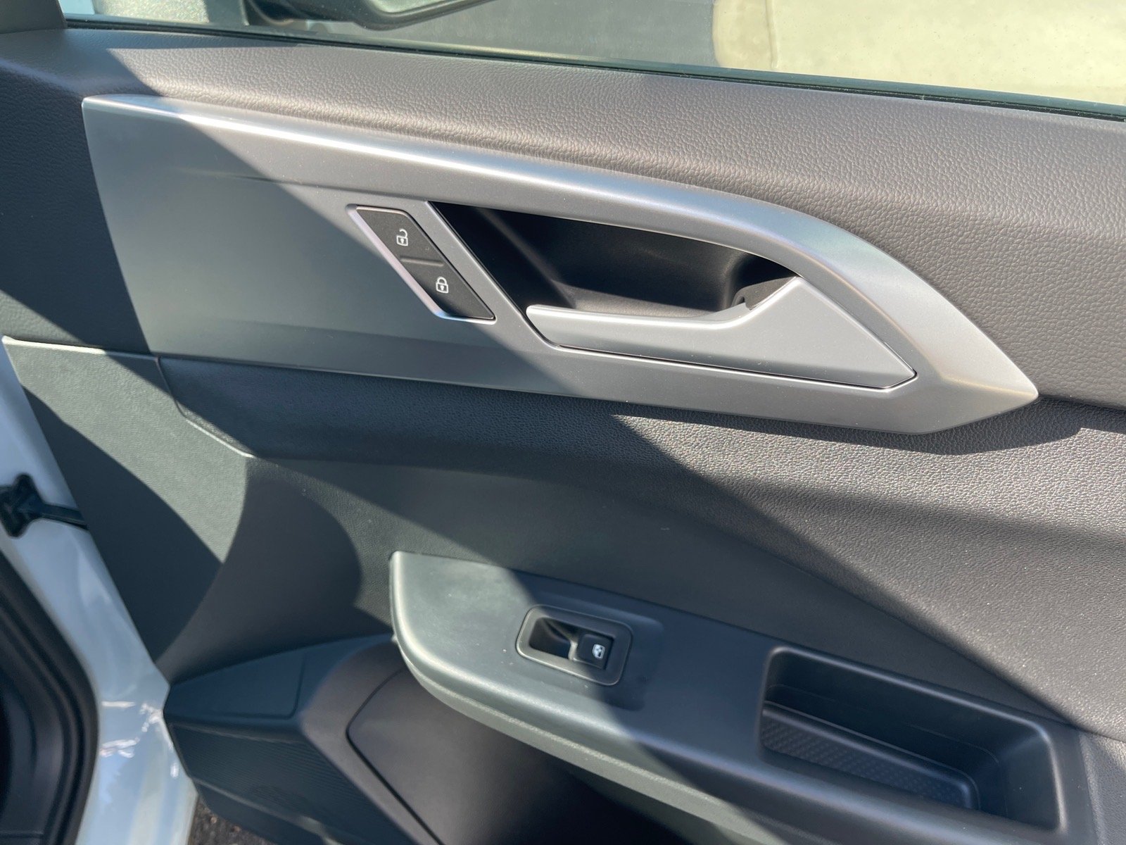 New 2027 Platinum Gray Metallic 2r2r Volkswagen Sport image 19