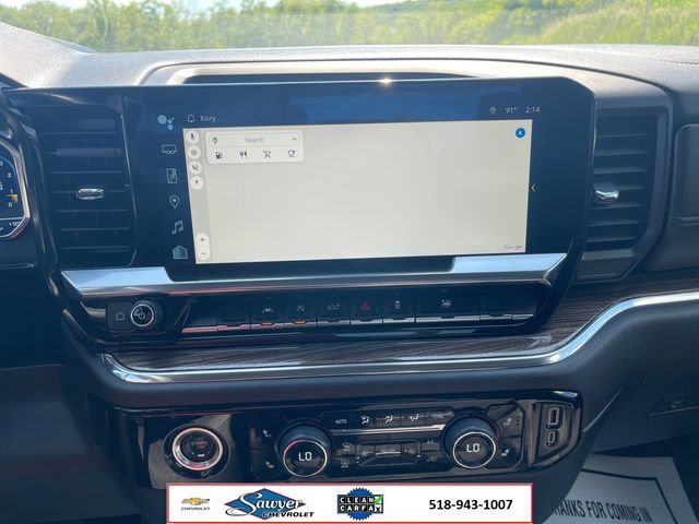 Used 2023 SUMMIT WHITE Chevrolet LT image 20