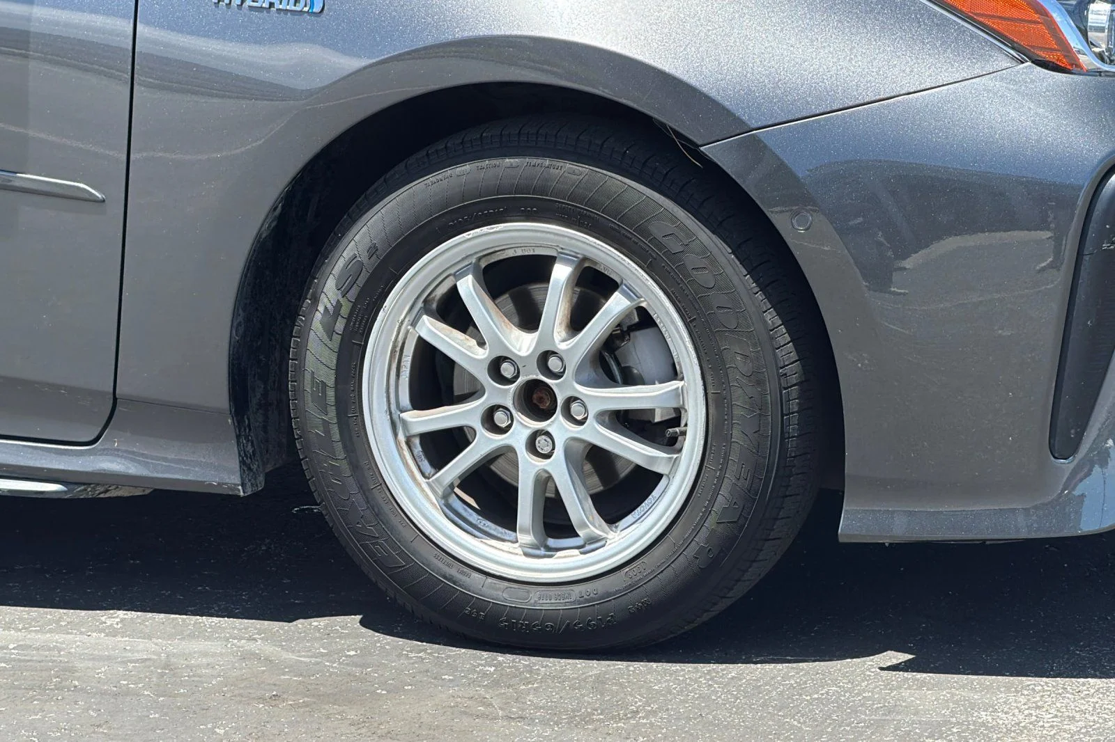 Used 2022 Gray Toyota LE image 28