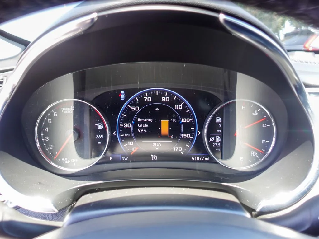 Used 2024 Summit White Chevrolet LT image 15