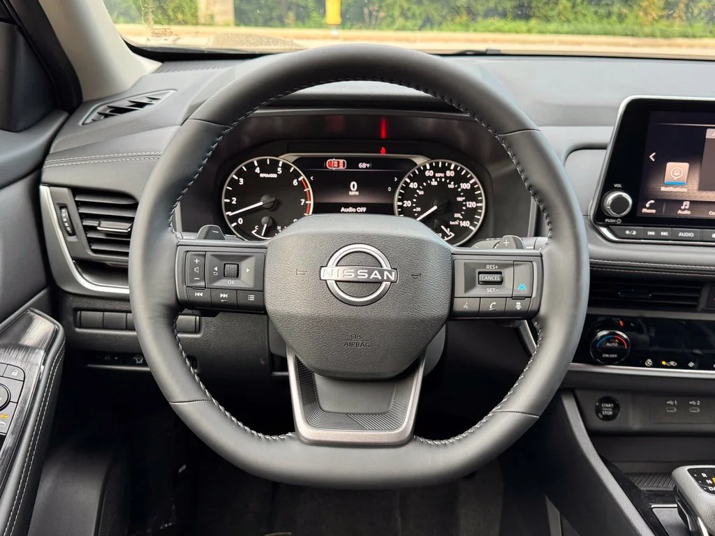 New 2027 Super Black Nissan SV image 14