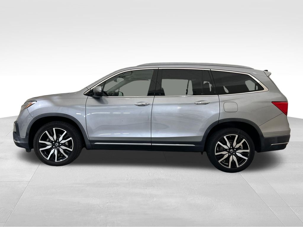 Used 2020 Silver Honda Touring image 2