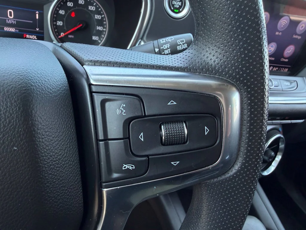 Used 2021 White Chevrolet LT image 30