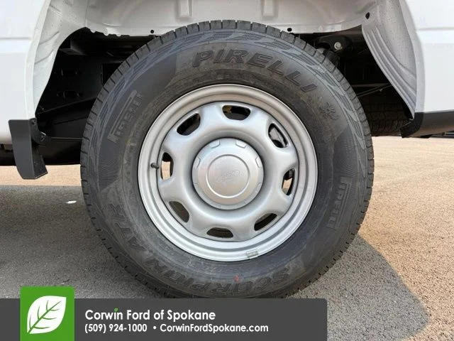 New 2026 Oxford White Ford XL image 8