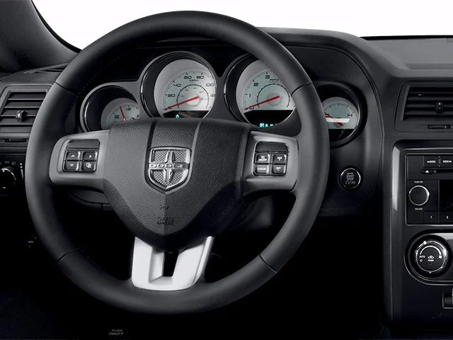 Used 2014 Black Dodge SXT image 9