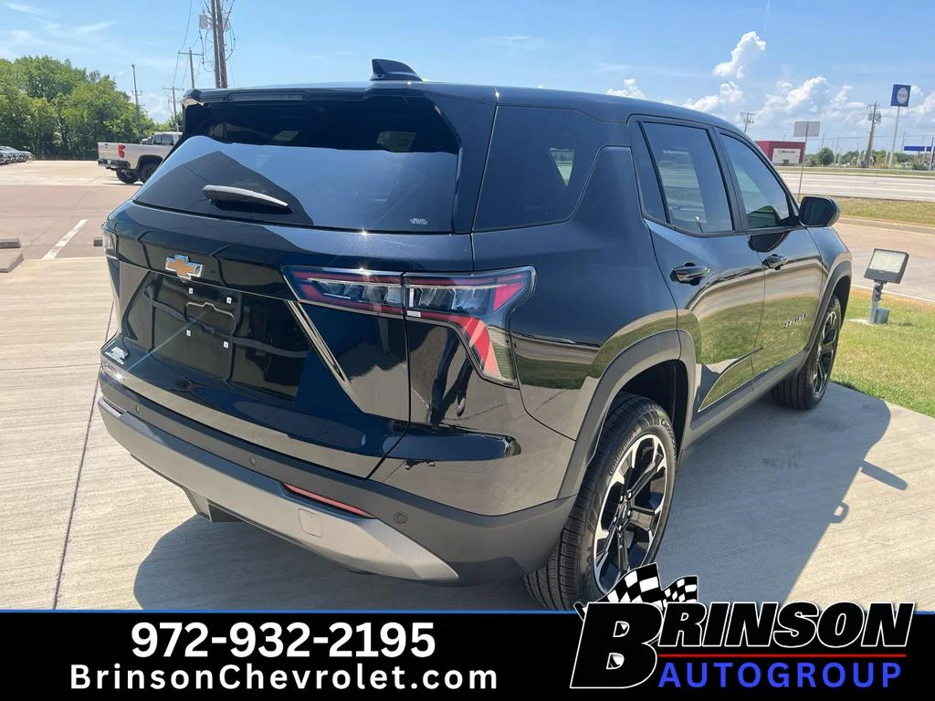 New 2027 Mosaic Black Metallic Chevrolet LT image 16