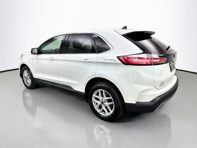 Used 2024 White Ford SEL image 5