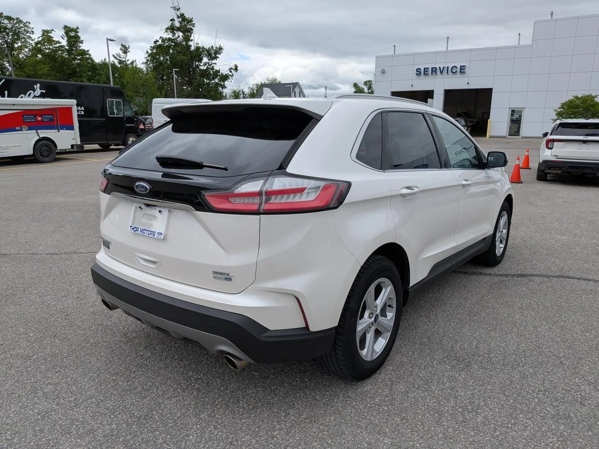 Used 2019 White Ford Sel Awd image 5
