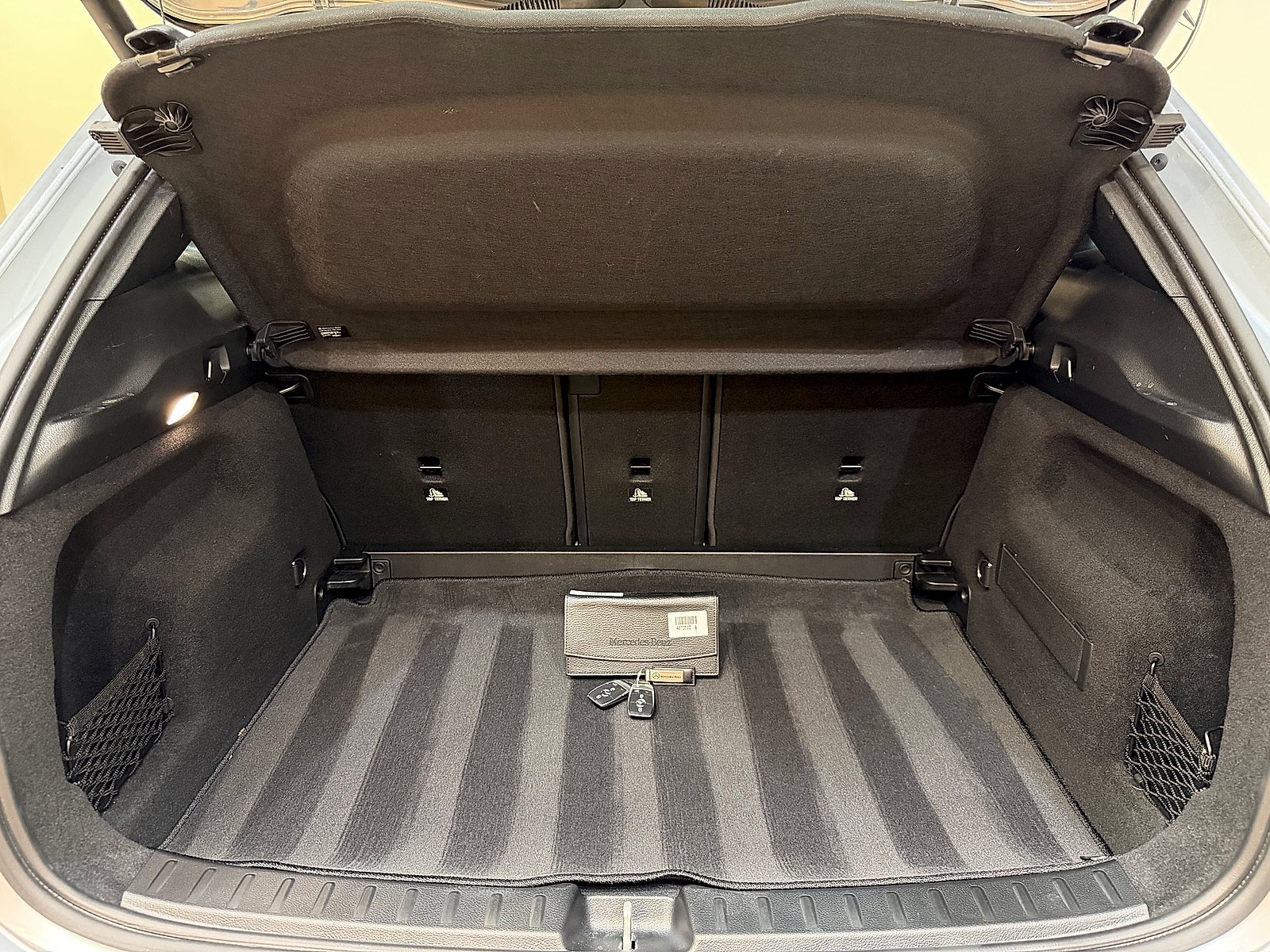 Certified Used 2025 Cirrus Silver Metallic Mercedes-Benz 4MATIC® image 27