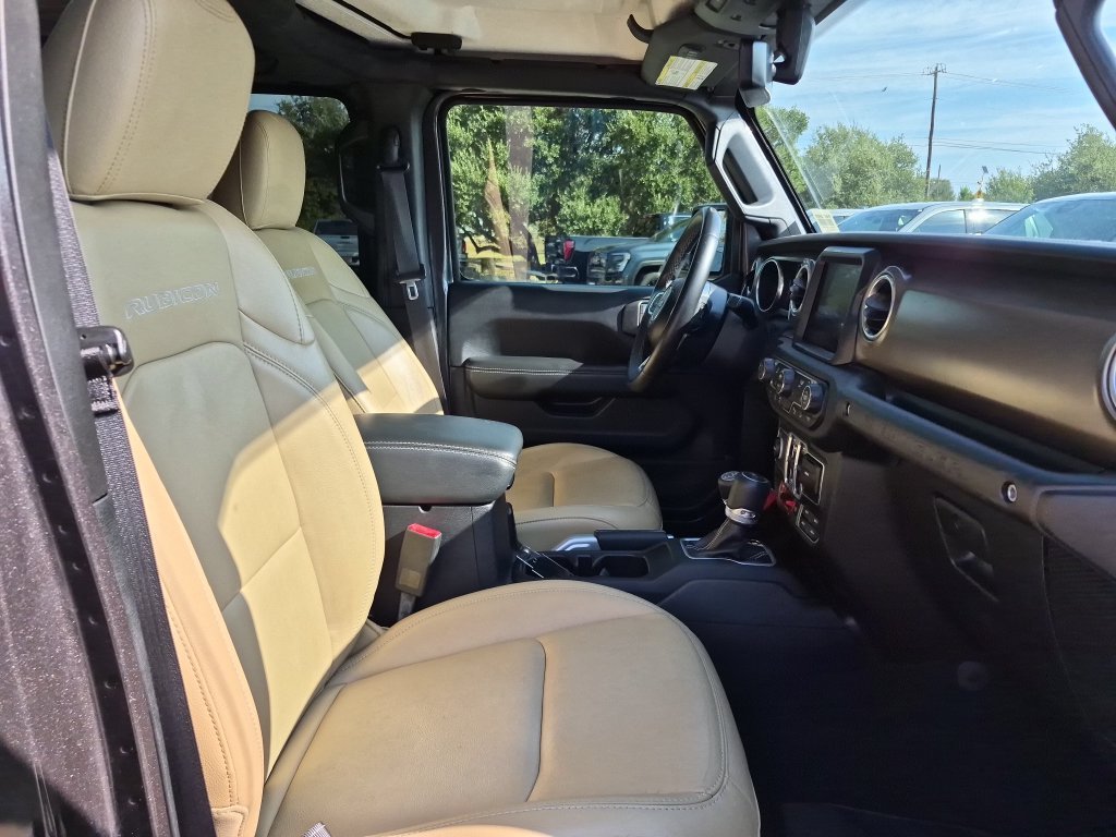 Used 2018 Gray Jeep Unlimited Rubicon image 38