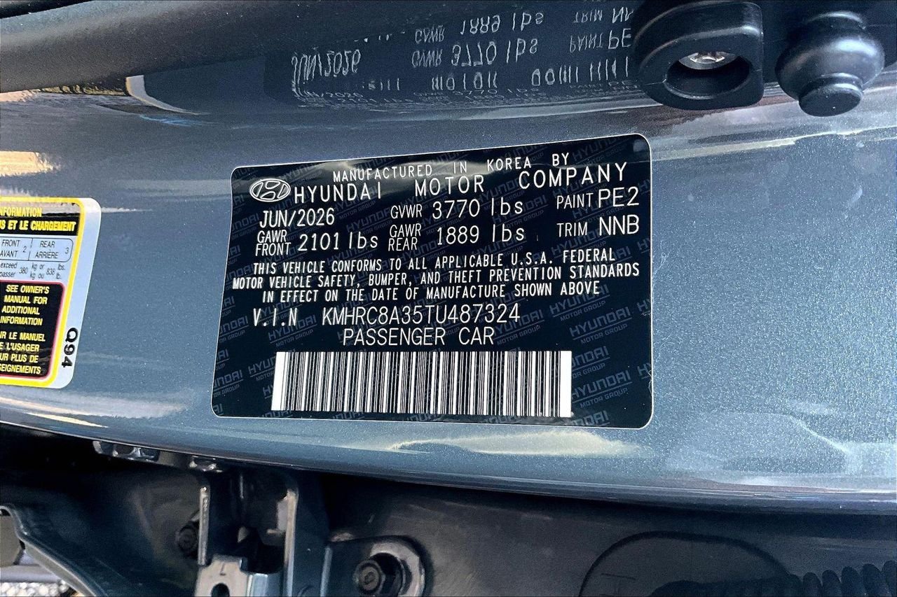 New 2026 Gray Hyundai SEL image 32