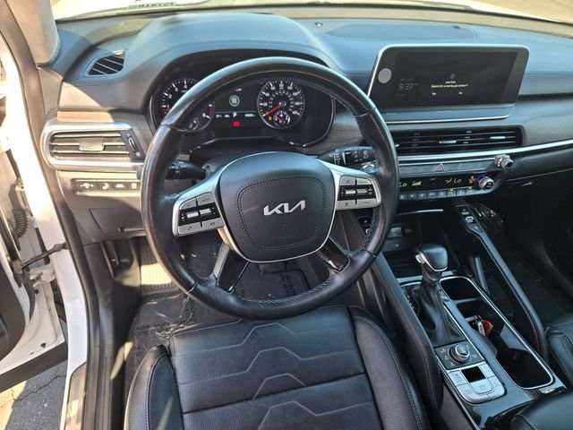 Used 2022 White Kia SX image 6