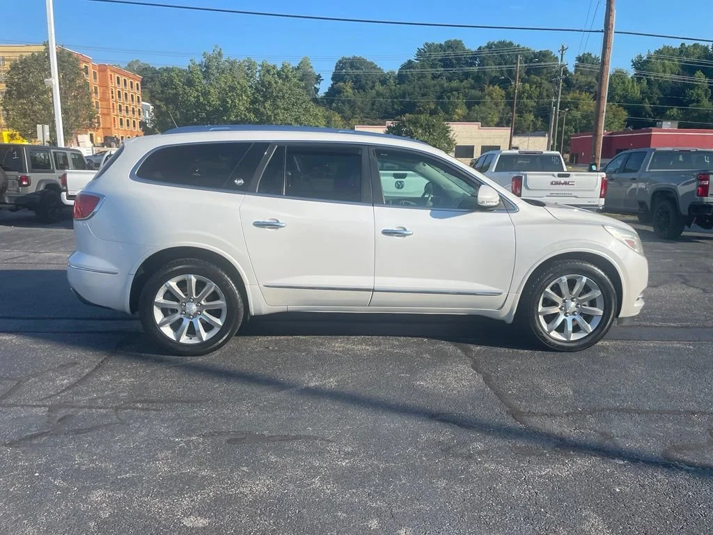 Used 2016 WHITE FROST TRICOAT Buick Premium image 9
