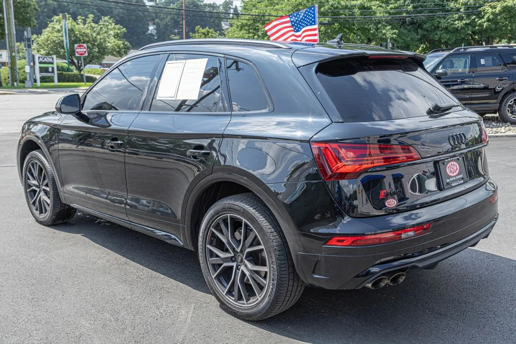 Used 2023 Black Audi Premium Plus image 4