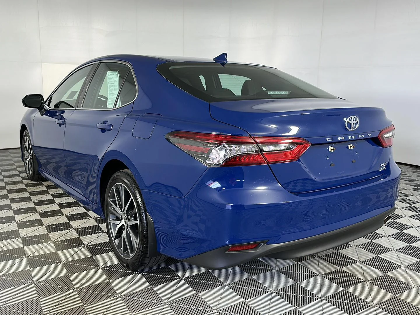 Used 2024 Reservoir Blue Toyota XLE image 23