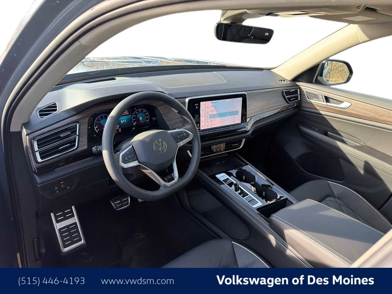 2026 Volkswagen Atlas SEL Premium R-Line - Photo 2