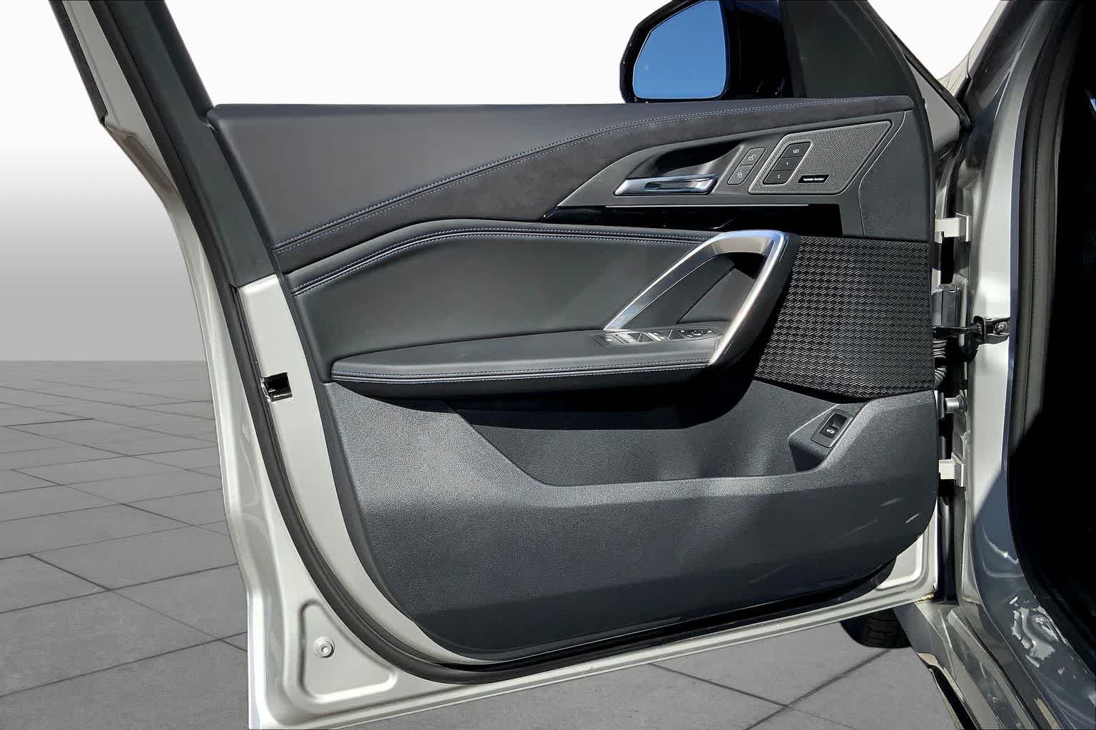 2026 BMW X1 XDrive28i - Photo 10