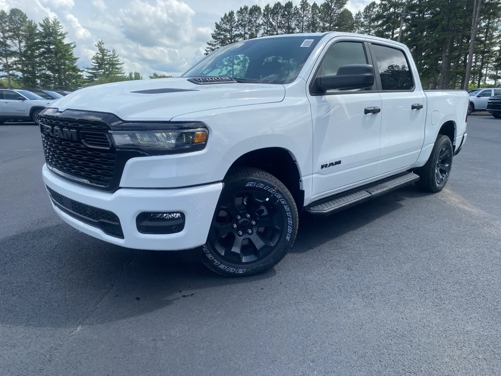 2026 RAM 1500 Express 4x4 Crew Cab 5'7's photo