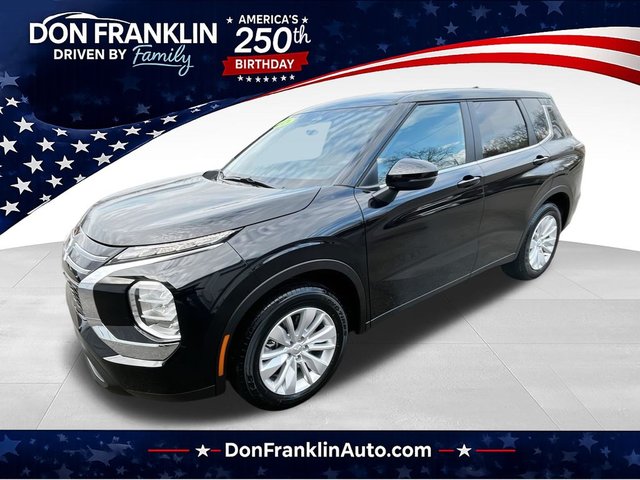 2026 Mitsubishi Outlander ES