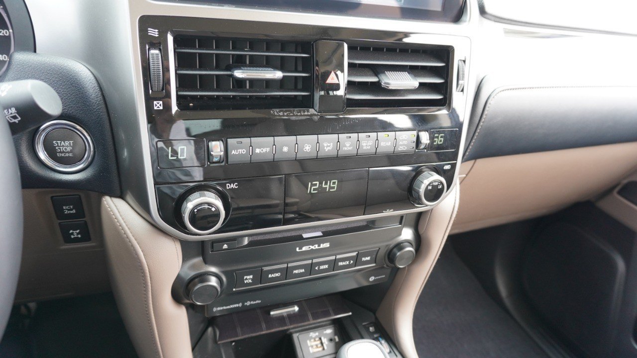 Certified Used 2023 EMINENT WHITE PEARL Lexus GX 460 Premium image 19