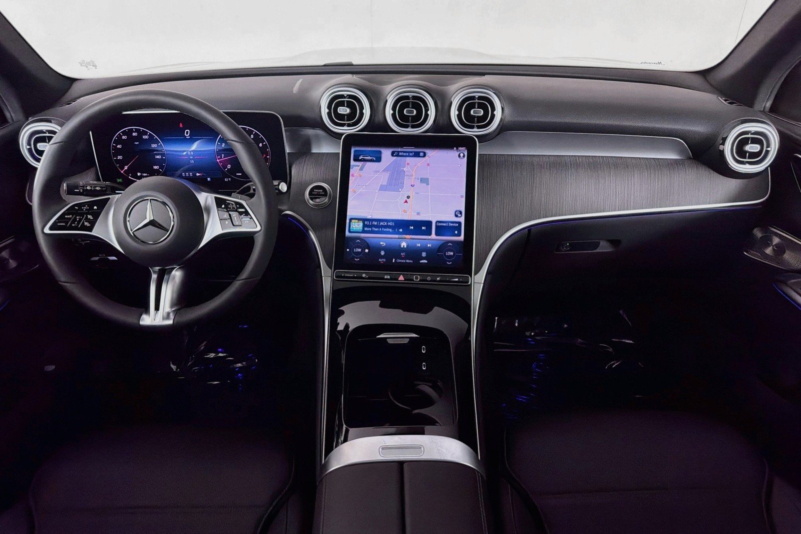 New 2026 Cirrus Silver Metallic Mercedes-Benz GLC 300 SUV image 4