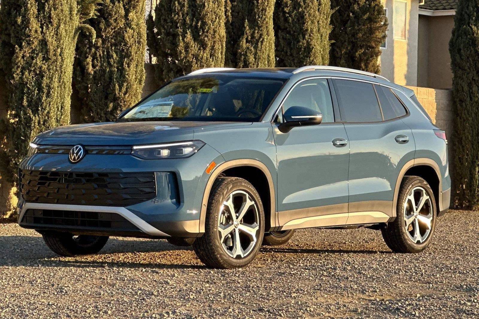New 2026 Monterey Blue Pearl Volkswagen SE image 8