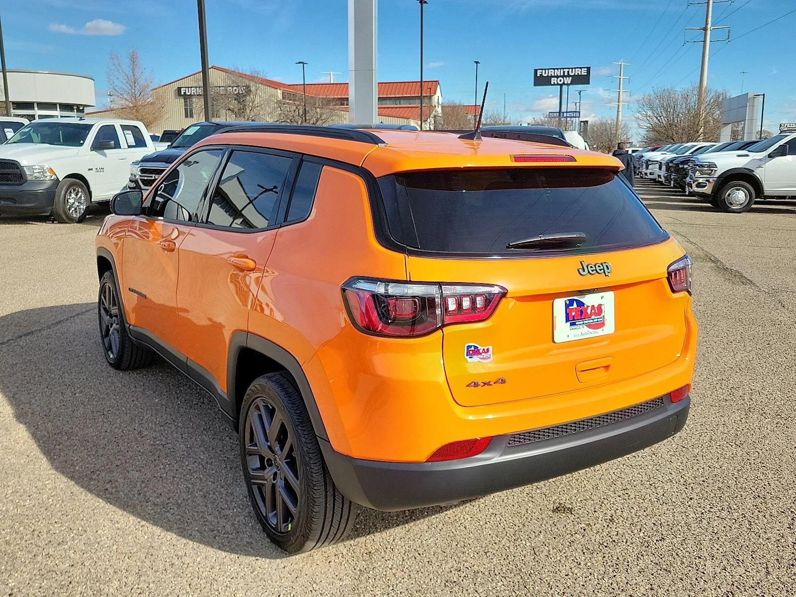 New 2026 PL4 Joose Jeep LATITUDE ALTITUDE 4X4 image 3