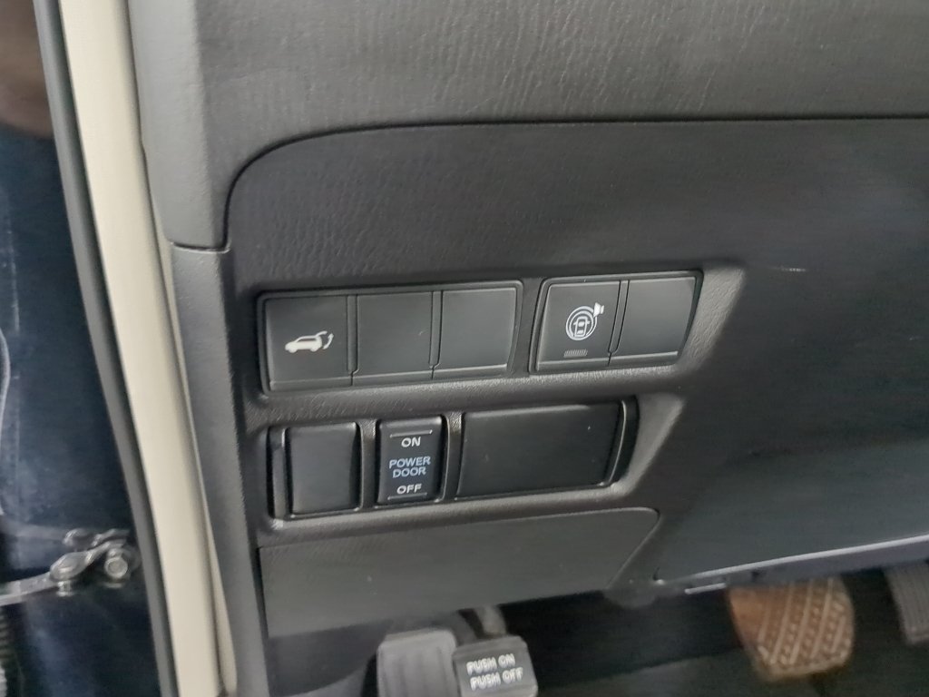 Certified Used 2022 SUPER BLACK Nissan SL image 33