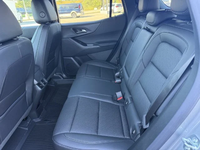 2027 Chevrolet Equinox LT - Photo 11