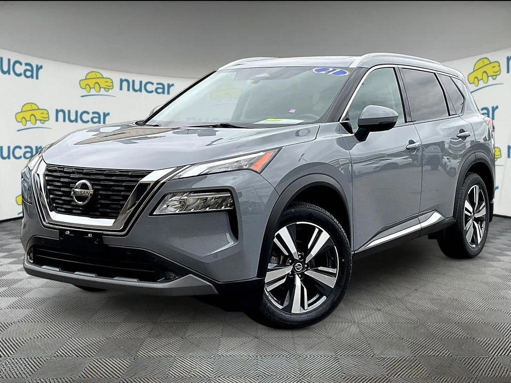 Used 2021 Gray Nissan SL image 3