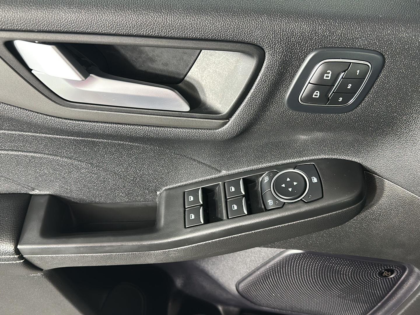 Used 2023 Agate Black Metallic Ford Active image 19
