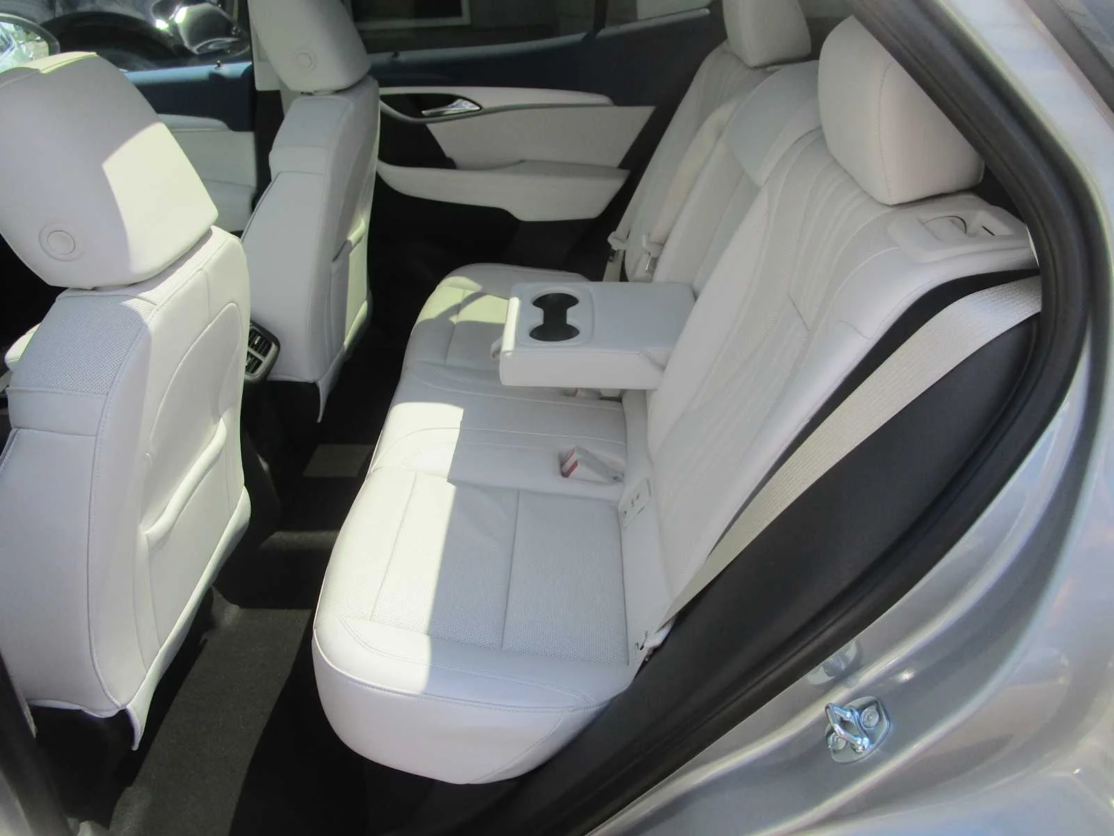 Certified Used 2025 Moonstone Gray Metallic Buick Avenir image 9