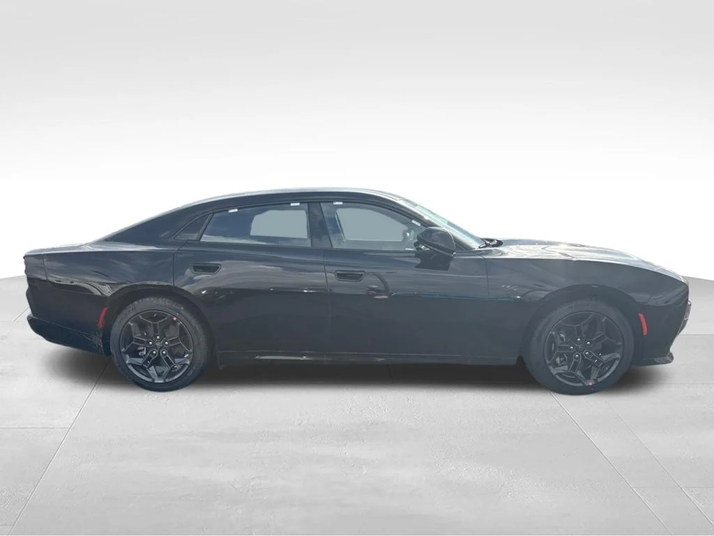 New 2026 Diamond Black Crystal Pearlcoat Dodge R/T image 2