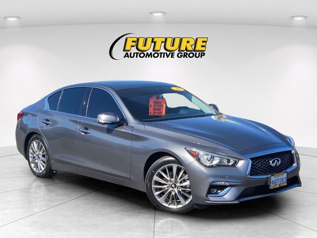 Used 2023 Gray INFINITI LUXE image 1