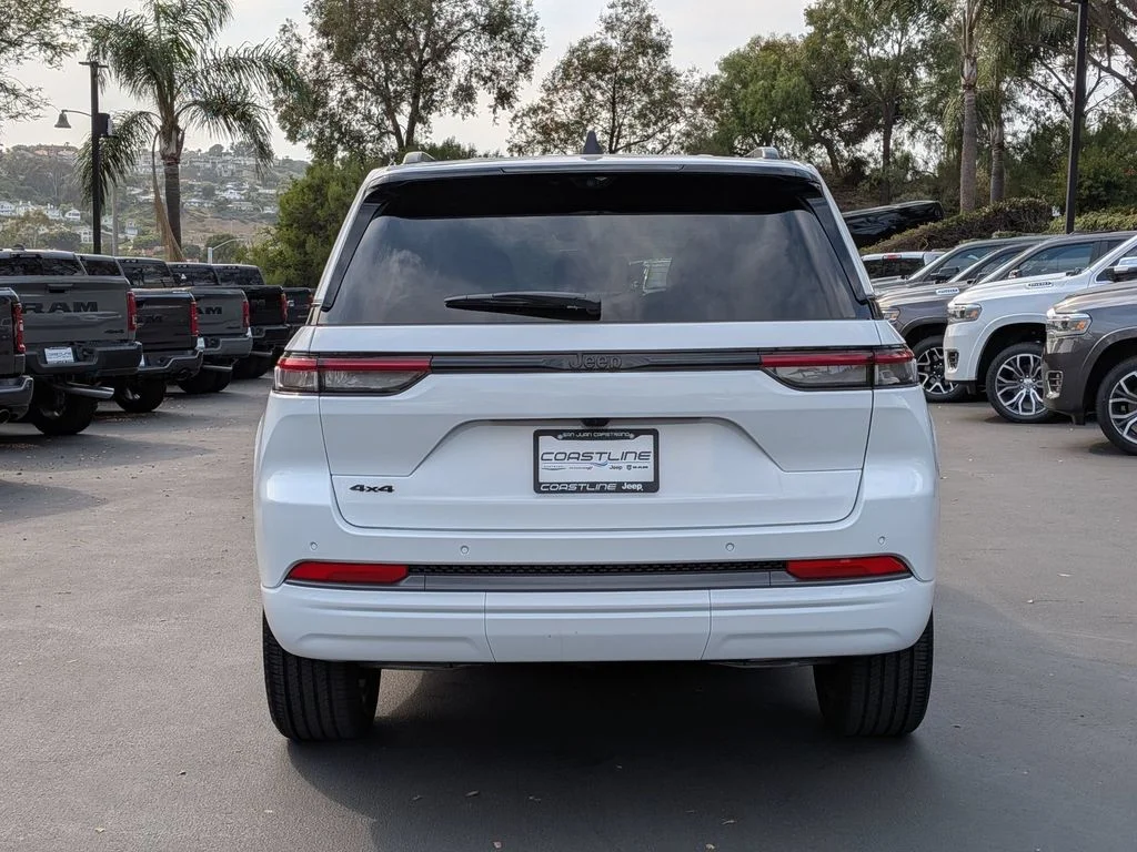New 2026 Bright White Clearcoat Jeep Limited Reserve image 6