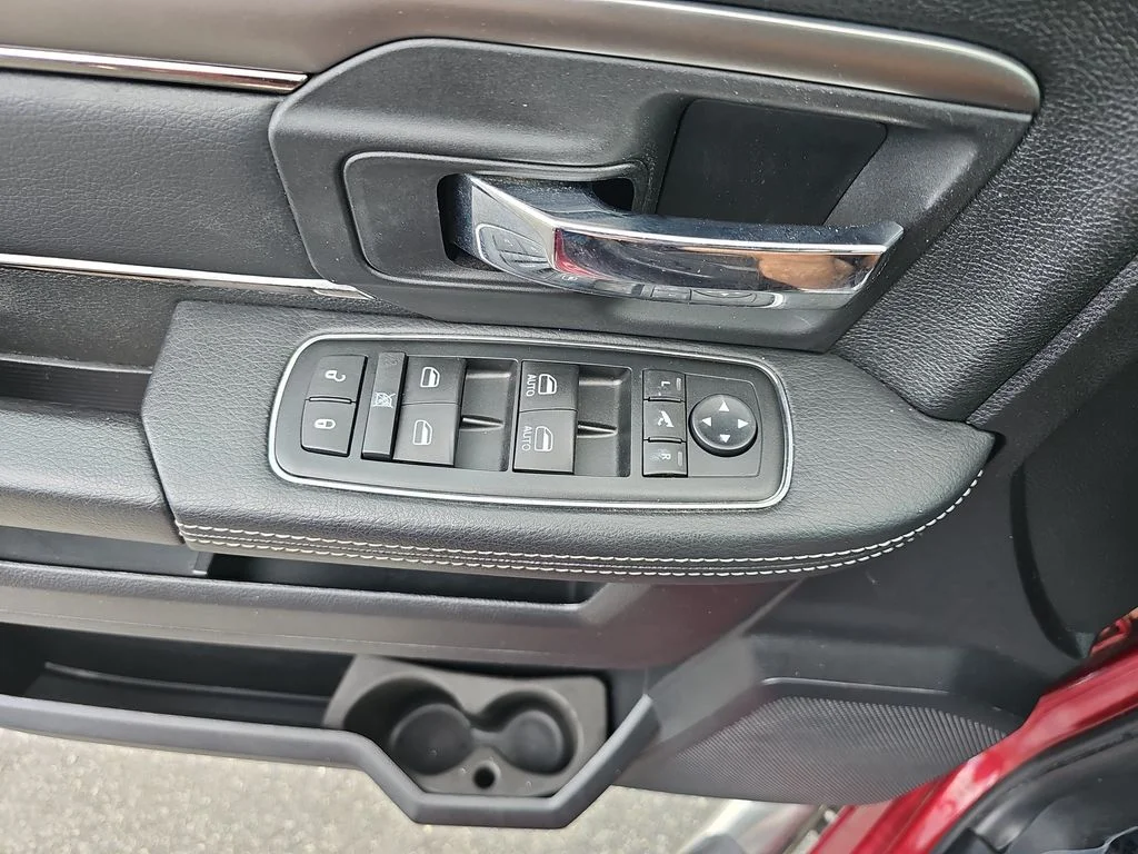 Used 2015 Red Ram Sport image 28