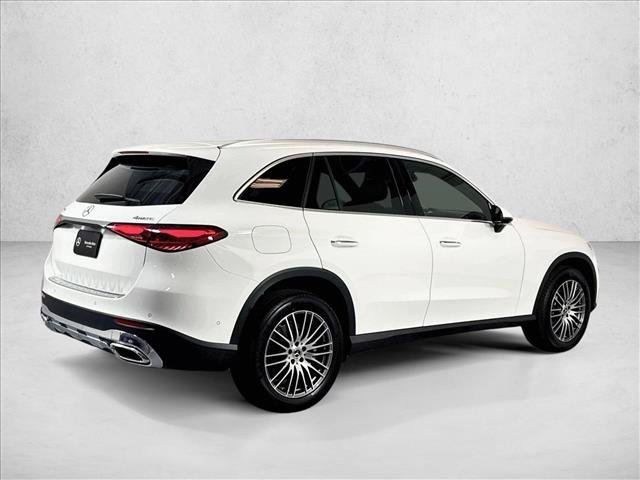 New 2026 Polar White Mercedes-Benz GLC 300 image 35