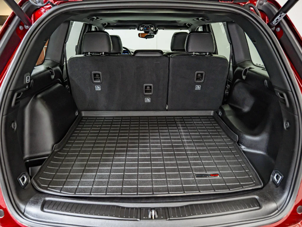 Used 2023 Velvet Red Pearlcoat Jeep Altitude image 37