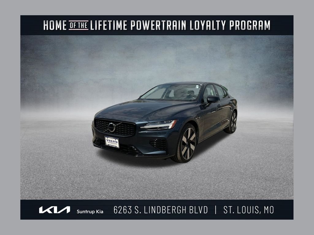 Used 2024 Blue Volvo T8 Plus Dark Theme image 1