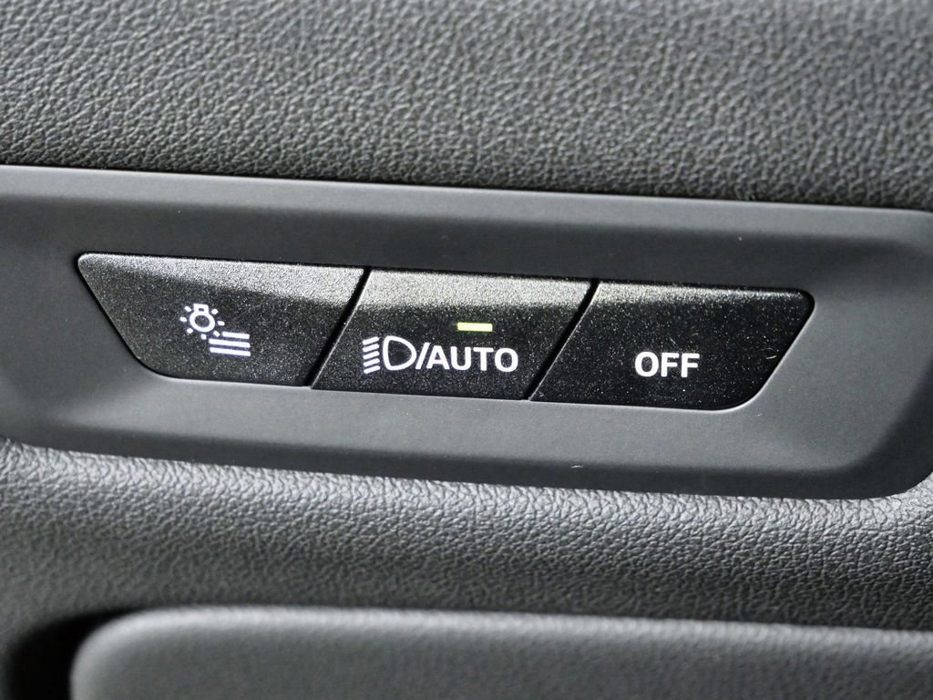 Used 2026 Carbon Black Metallic BMW xDrive50e image 41