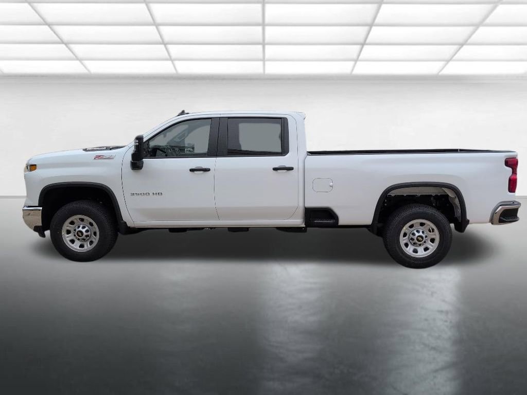 New 2026 Summit White Chevrolet WT image 25