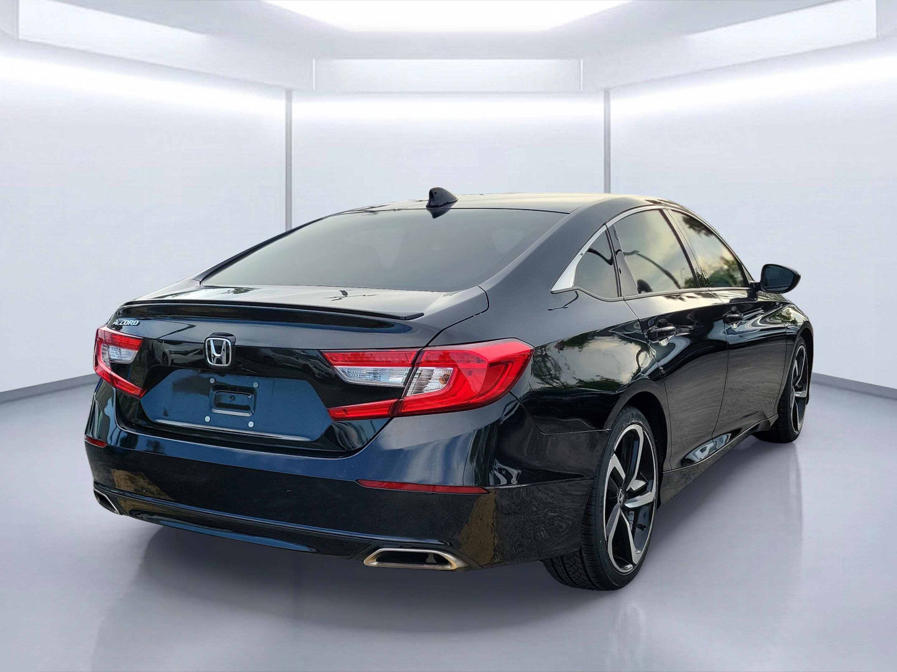 Used 2021 Crystal Black Pearl Honda Sport image 4