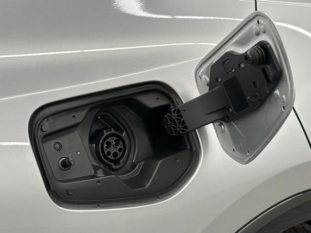 2026 Toyota Prius Plug-in Hybrid XSE Premium - Photo 6