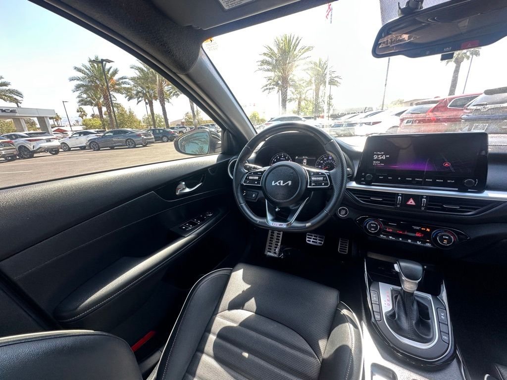 Used 2024 White Kia GT-Line image 14