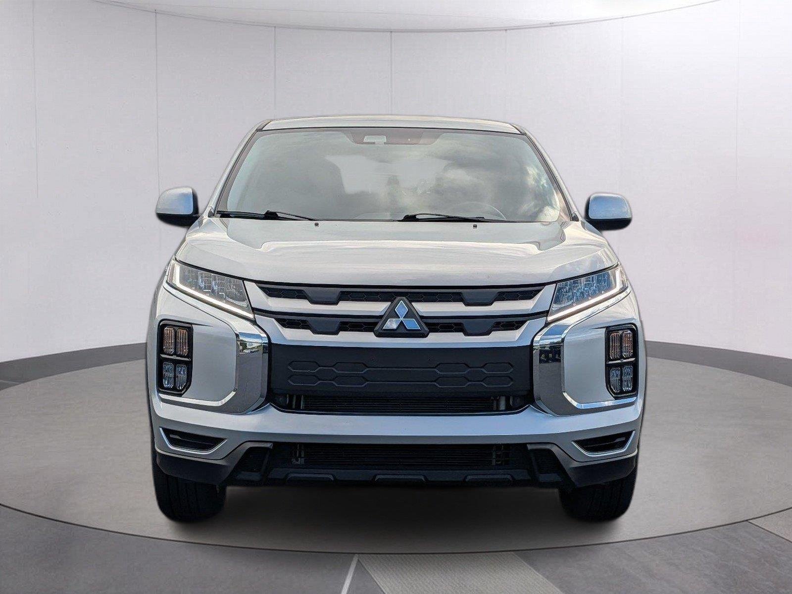 Used 2025 Alloy Silver Metallic Mitsubishi ES image 8