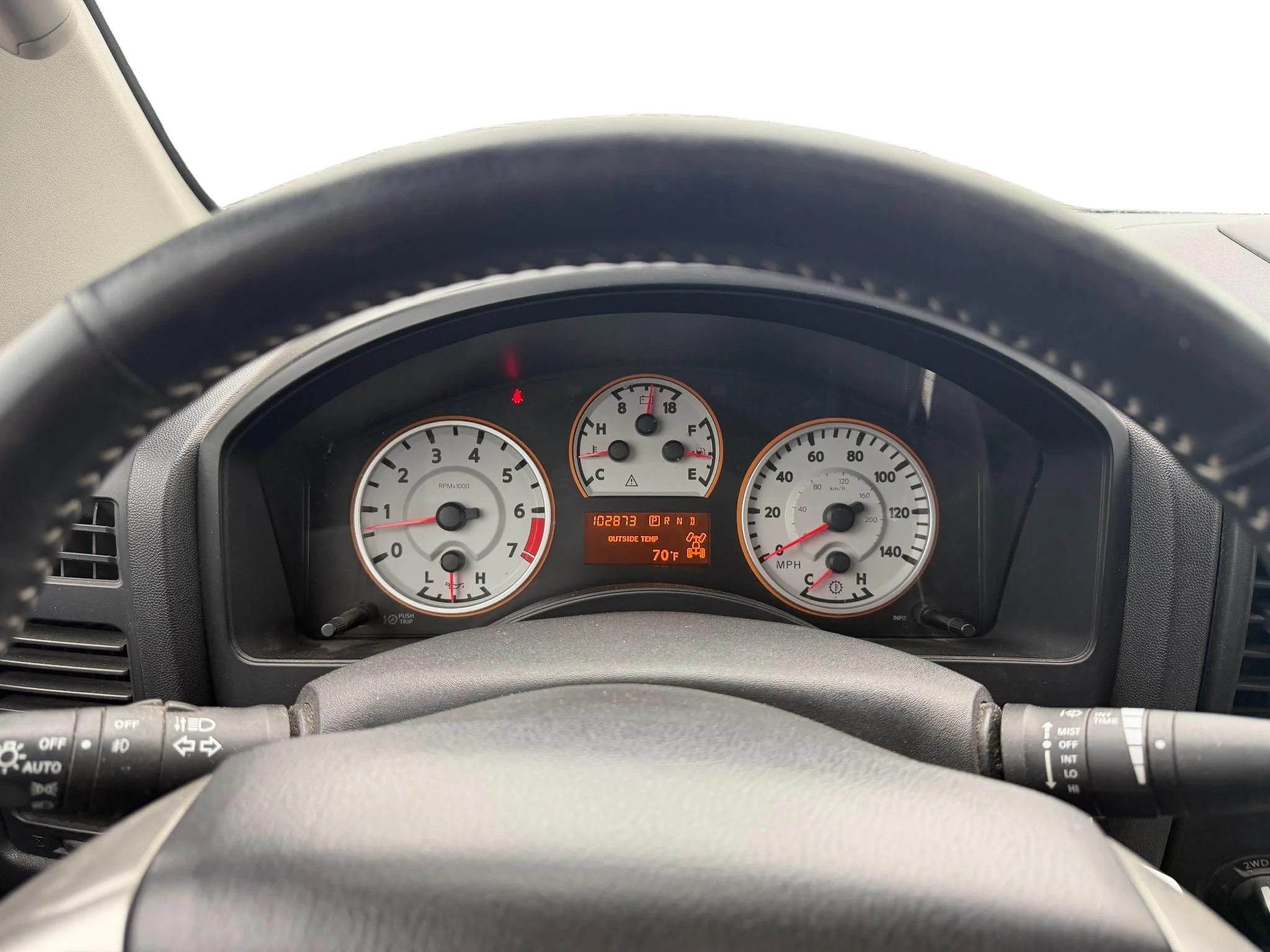 Used 2015 Cayenne Red Nissan PRO-4X image 4
