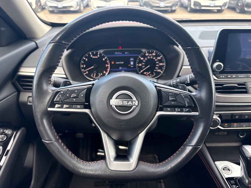 Used 2024 White Nissan 2.5 SR image 18